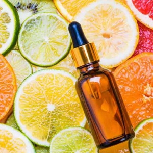 پن مایع حاوی ویتامین C پاک کننده ملایم پوستهای خشک و آتوپیک PRIME 